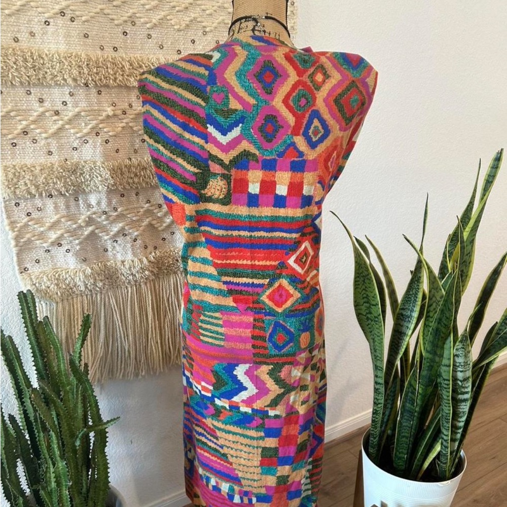 FARM Rio Multicolor Geometric Midi Dress - Picture 5 of 7